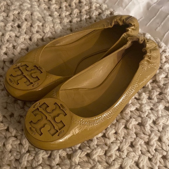 Tory Burch Shoes - Tory Burch Patent Leather Reva Flats